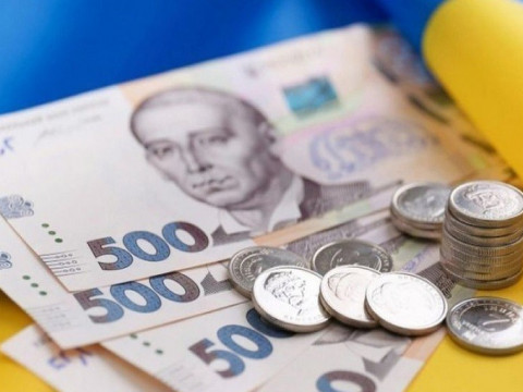 Кабмін затвердив школярам президентські стипендії за успіхи в навчанні