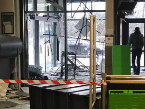 На Вишгородщині чоловіки підірвали банкомат у магазині та винесли готівку (ФОТО)
